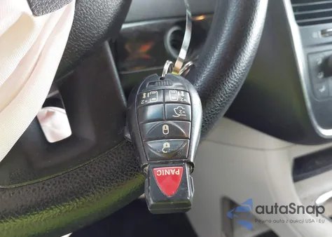 2012 Dodge Grand Caravan Sxt z USA, uszkodzony, nr VIN 2C4RDGCG6CR231511